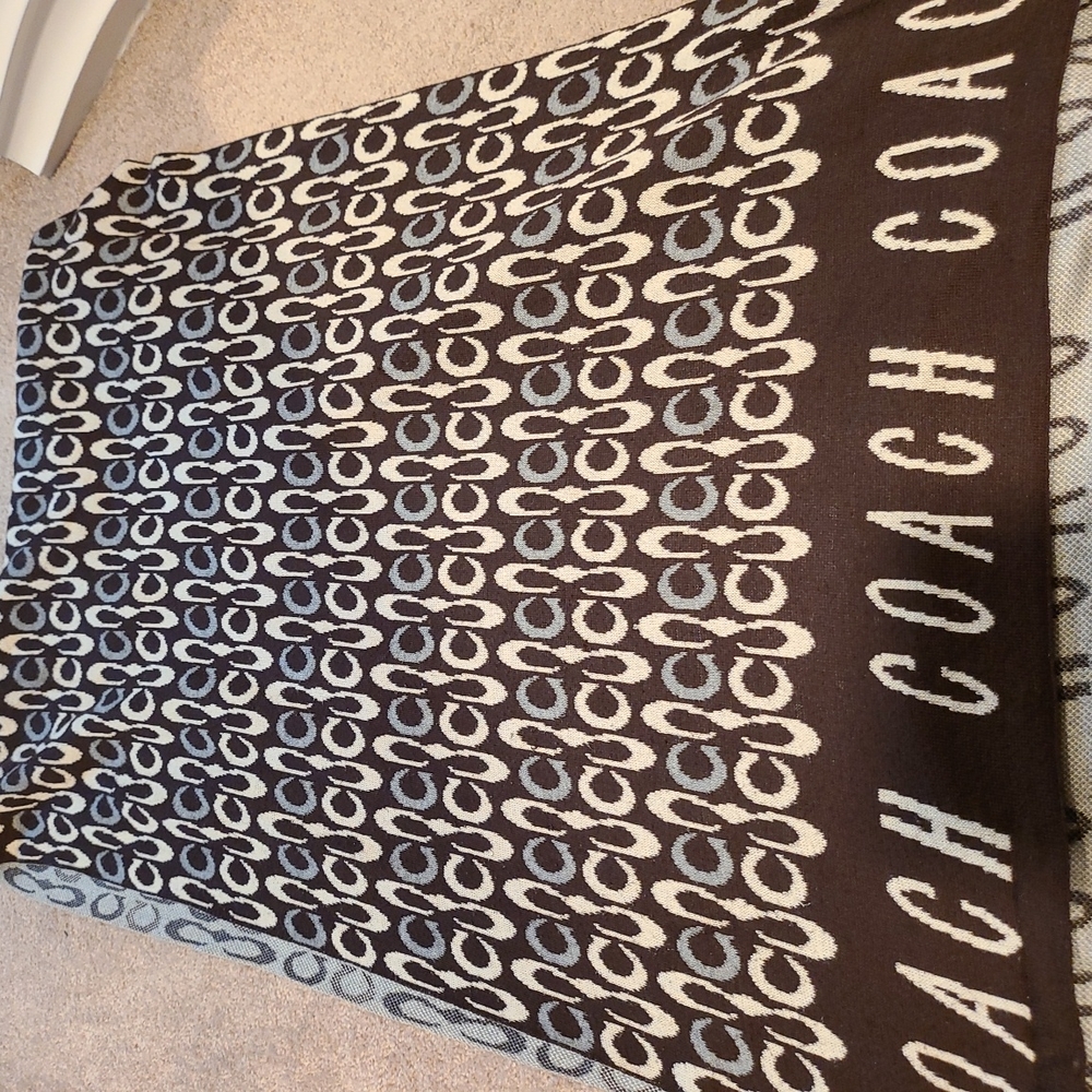 Coach scarf